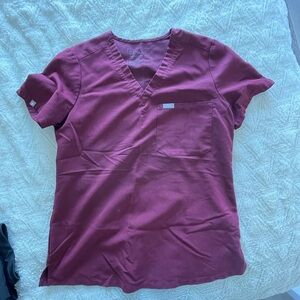 Figs Catarina One Pocket Scrub Top - Burgundy (Small)
